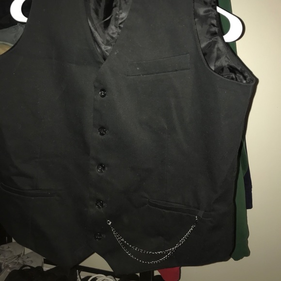 Vest With Pocket Chain M - Picture 2 of 2